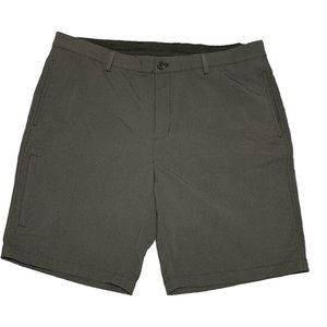 Greg Norman Shorts size 38